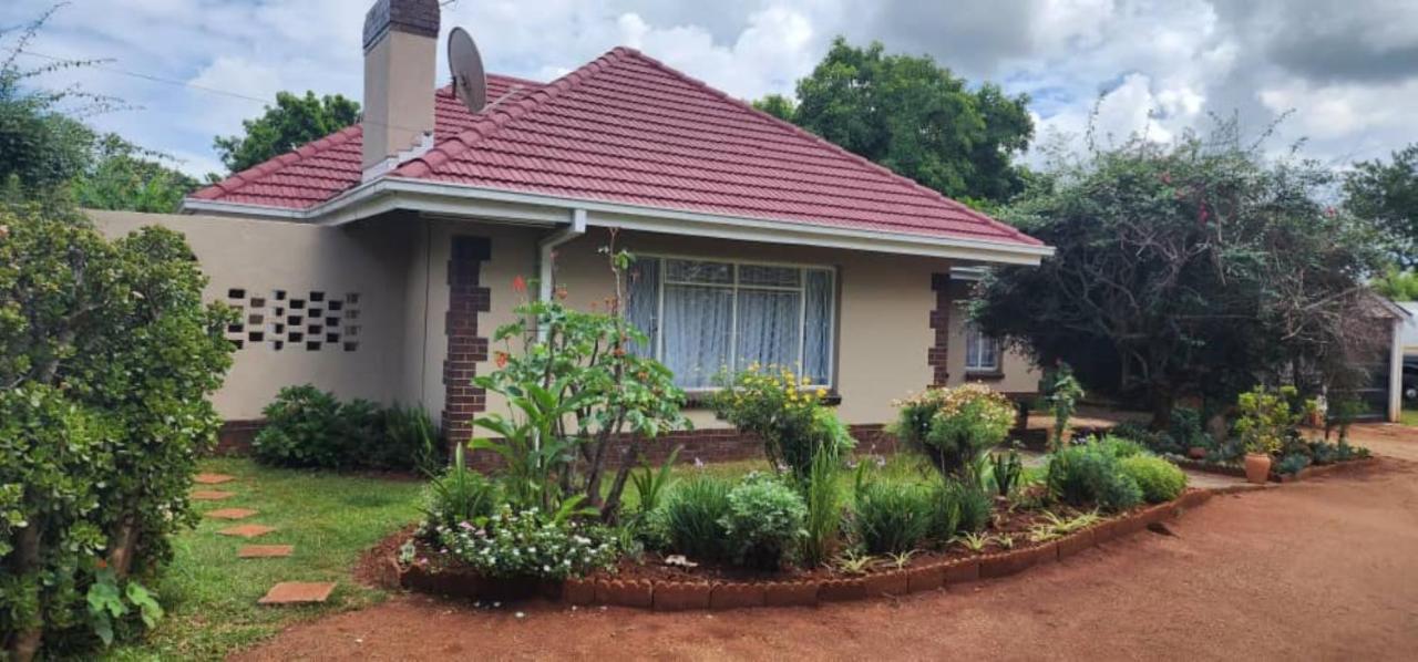 Lovely 3 Bed In Mount Pleasant - 2153 Harare Kültér fotó