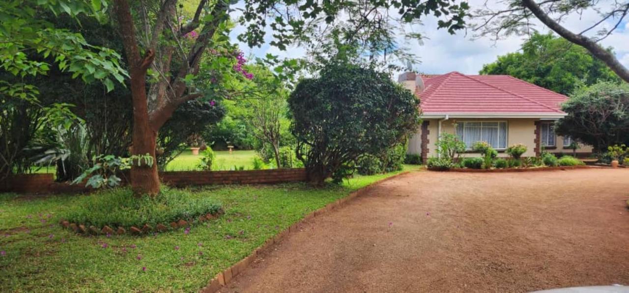 Lovely 3 Bed In Mount Pleasant - 2153 Harare Kültér fotó